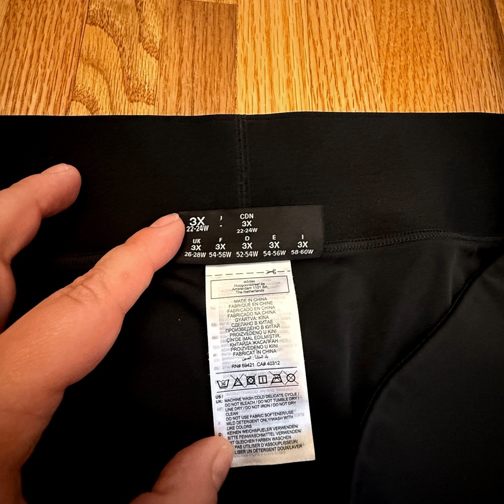 Reebok x Cardi B Women's 3X Black High-Rise Leggings with Waistband Cutouts Plus - Picture 6 of 7